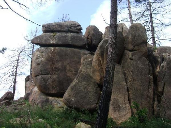 525886_399969620051051_493191407_n