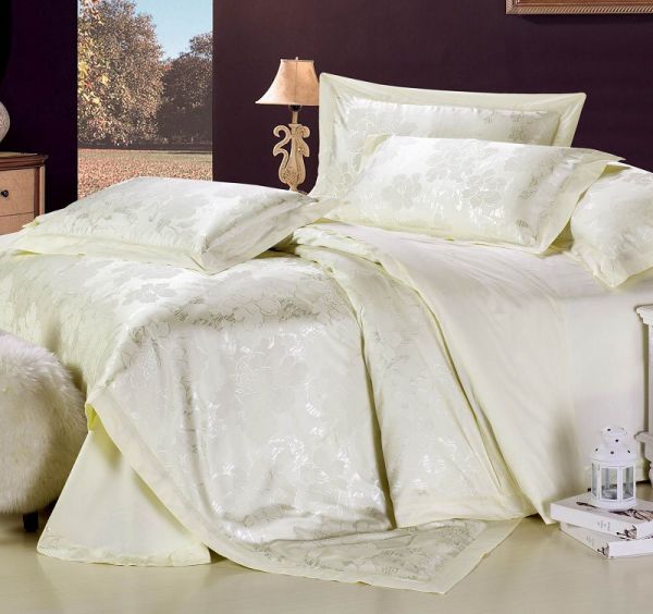 EL BLANCO, EL COLOR DE LA DIOSA DE LA LUNA, ARIADNA